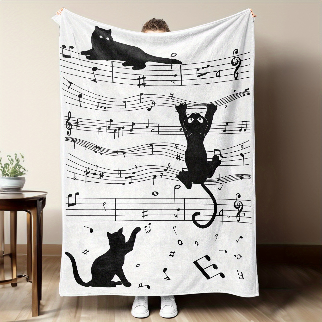 Black and white cat silhouette - Home Textiles Notes review and price